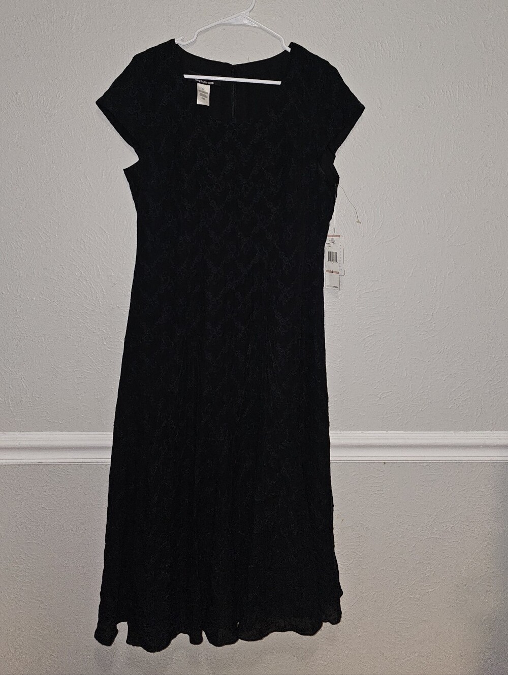 Jones New York Black Lace Midi Dress